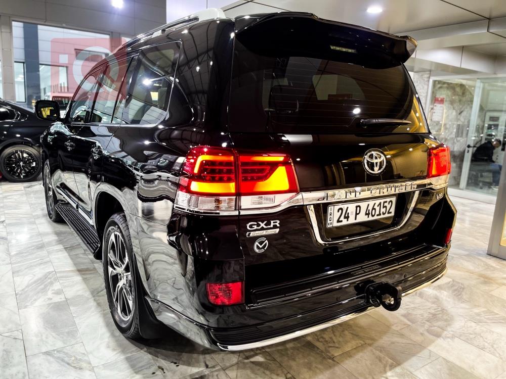 تويوتا لاندكروزر